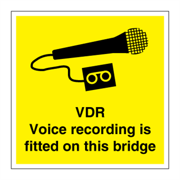 VDR - Voice recording is fitted on this bridge - ISPS Code. Foto.